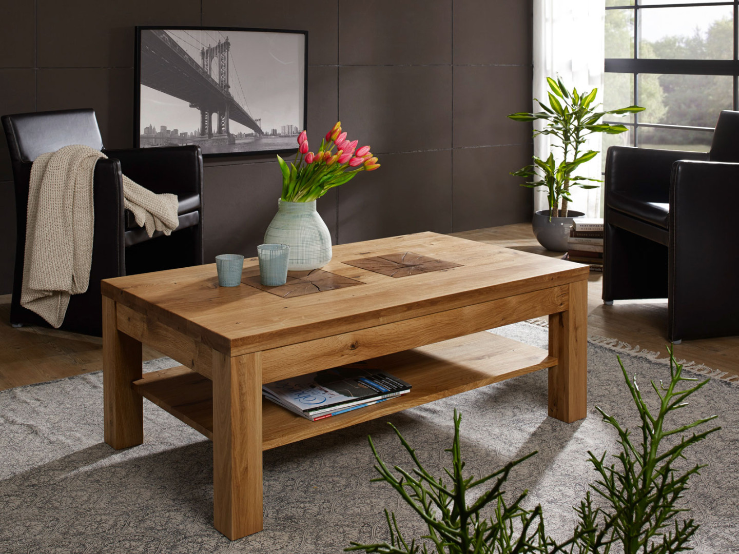 Couchtisch Massivholz Wohnzimmer Tisch mit Ablage B  H  T  cm  Waldeiche Wildeiche massiv